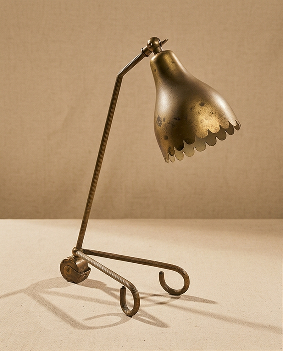 Svend Aage Holm Sørensen Lamp